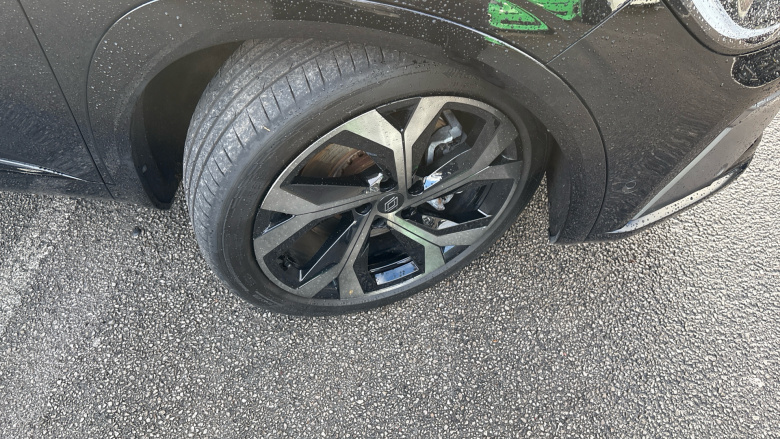 Renault Austral E-Tech FHEV Iconic Esprit Alpine 5dr Auto 4C Hybrid Estate